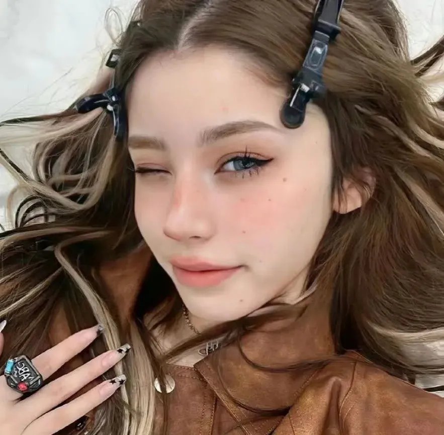 罪恶之家海报
